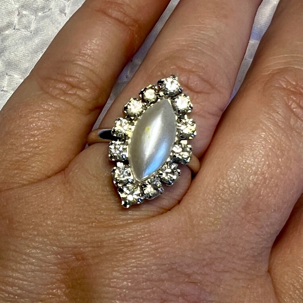 Vintage Sarah Coventry Faux Pearl and Rhinestones Adjustable Band Ring